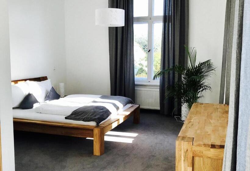 Апартаменты 1 Спальня, Dein Gutshof Hotel & Ferienwohnungen