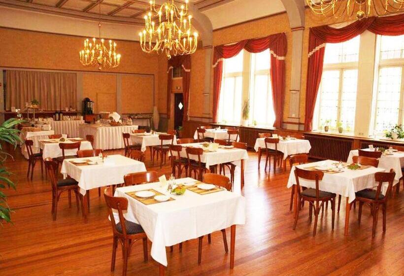 标准单人间, Deutsches Haus