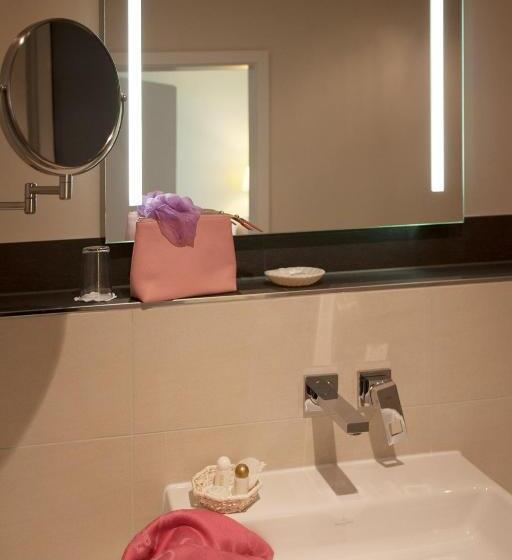 Номер Стандарт Индивидуальный, Gödecke