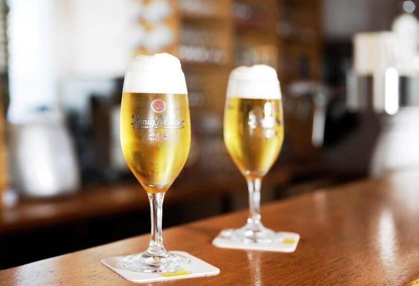 带共用浴室的标准房间, Goldener Hahn