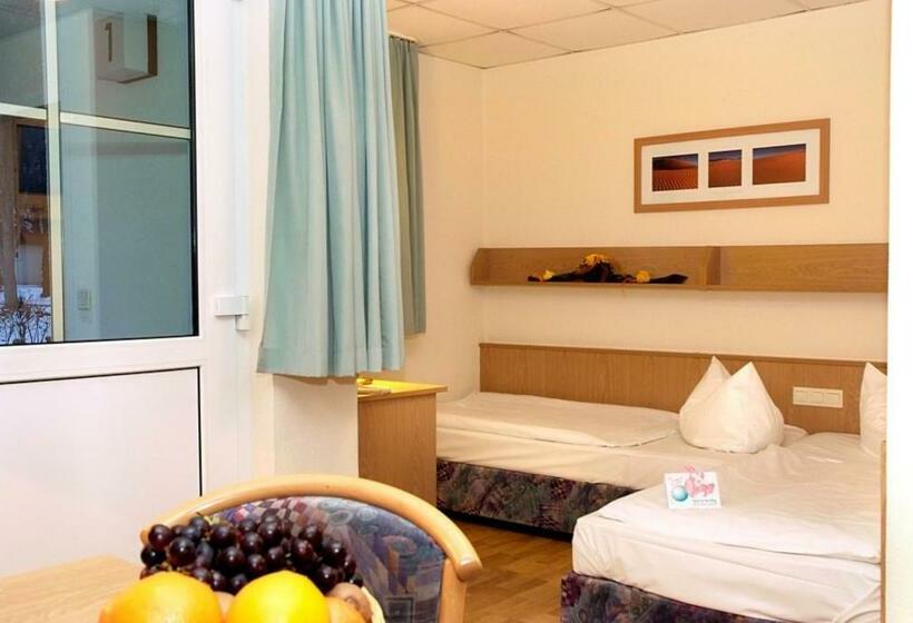 بنجلو قياسى, Jembo Park