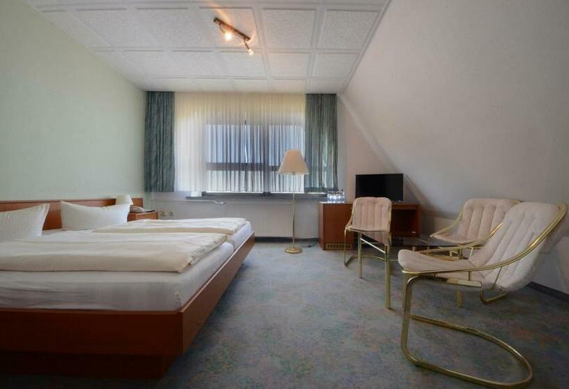Семейный Номер, Land Gut Hotel Barbarossa