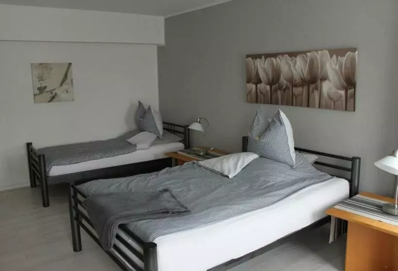 Standard Triple Room, Landhaus