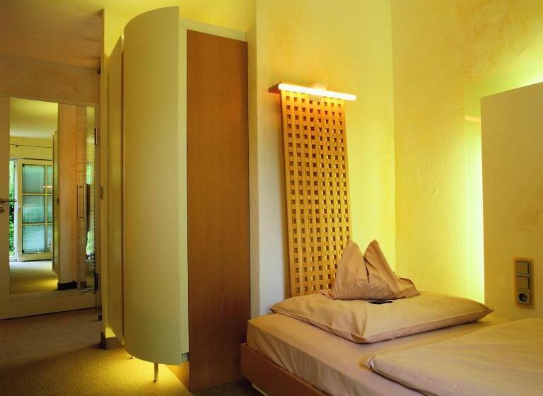 اتاق استاندارد یک نفره, Mintrops Land Hotel Burgaltendorf