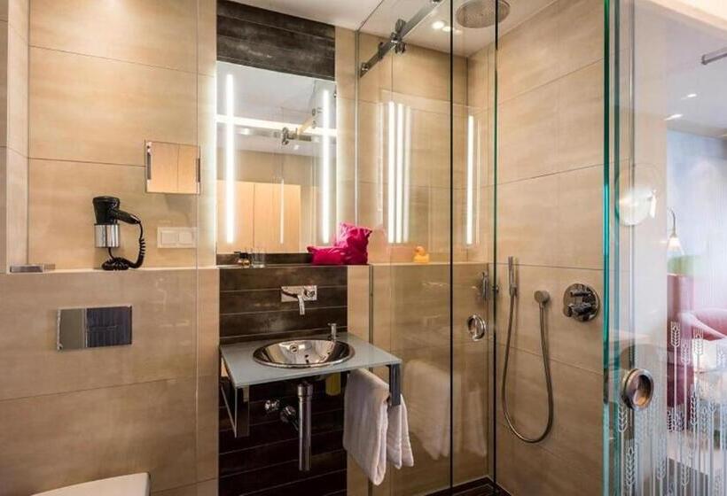 اتاق سوپریور, Mintrops Land Hotel Burgaltendorf