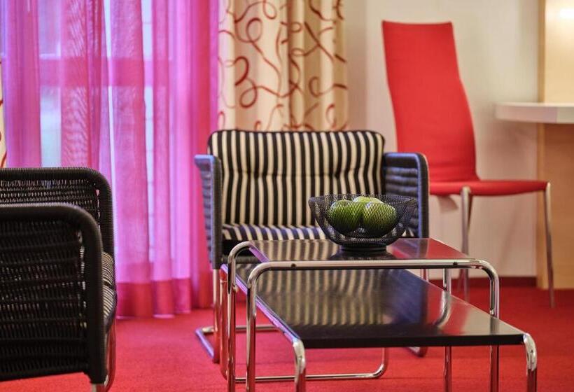 سوئیت جونیور با چشمانداز باغ, Mintrops Land Hotel Burgaltendorf