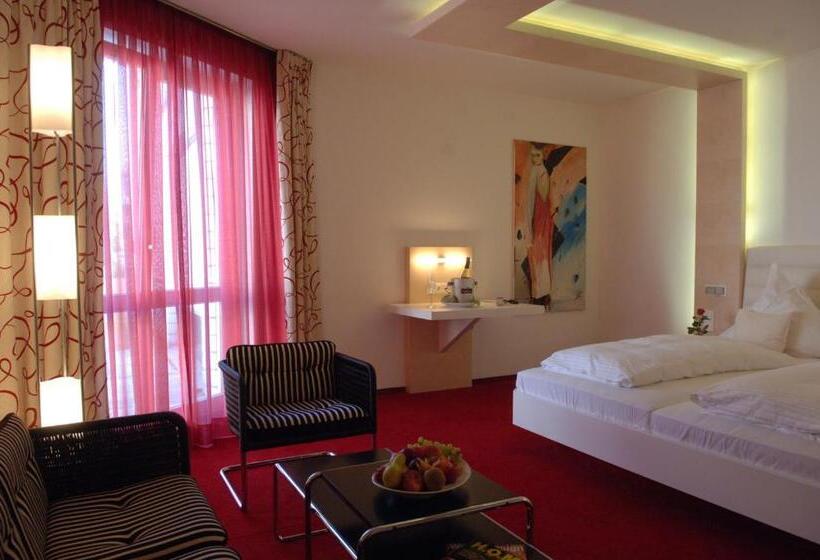 سوئیت جونیور با چشمانداز باغ, Mintrops Land Hotel Burgaltendorf