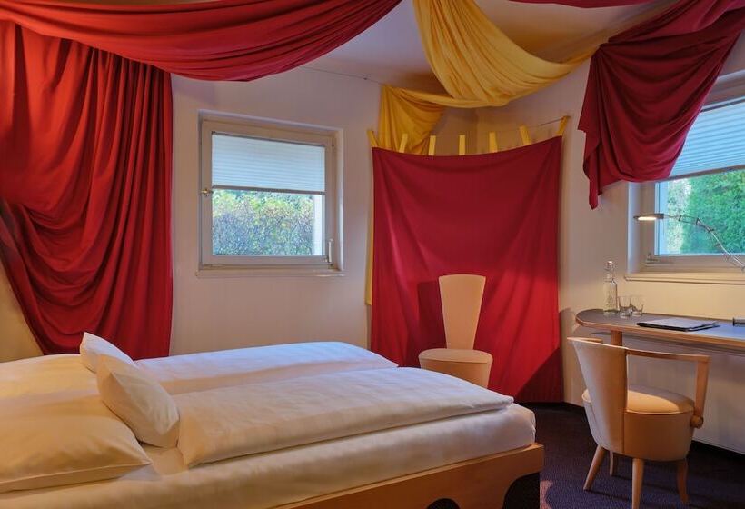 اتاق استاندارد, Mintrops Land Hotel Burgaltendorf