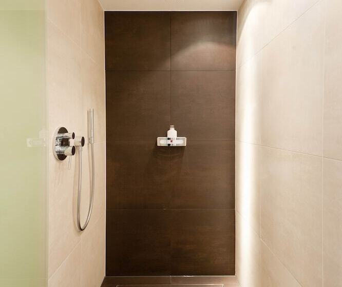 سوییت جونیور, Mintrops Land Hotel Burgaltendorf