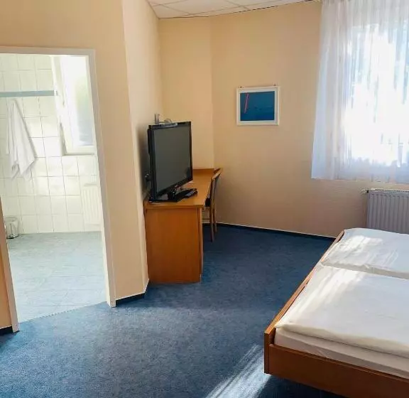 Standard-huone, Montan