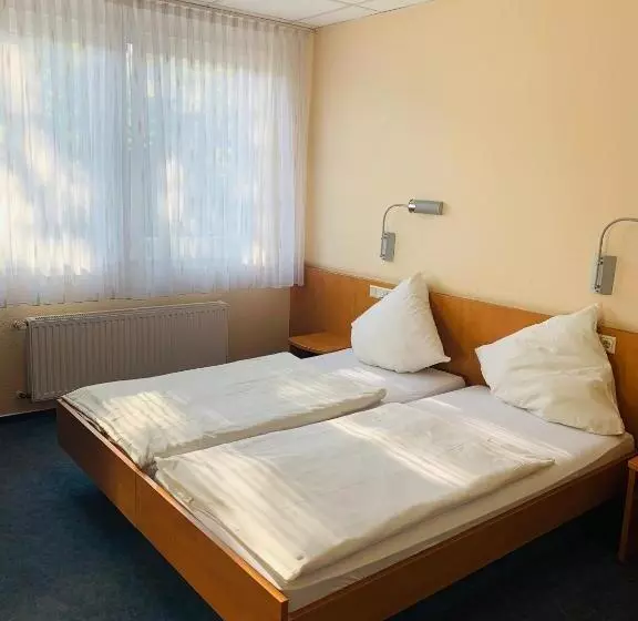 Standard-huone, Montan