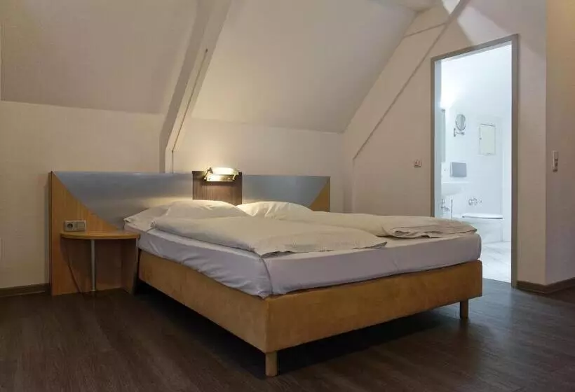 スタンダードルーム, Opera Hotel Köln
