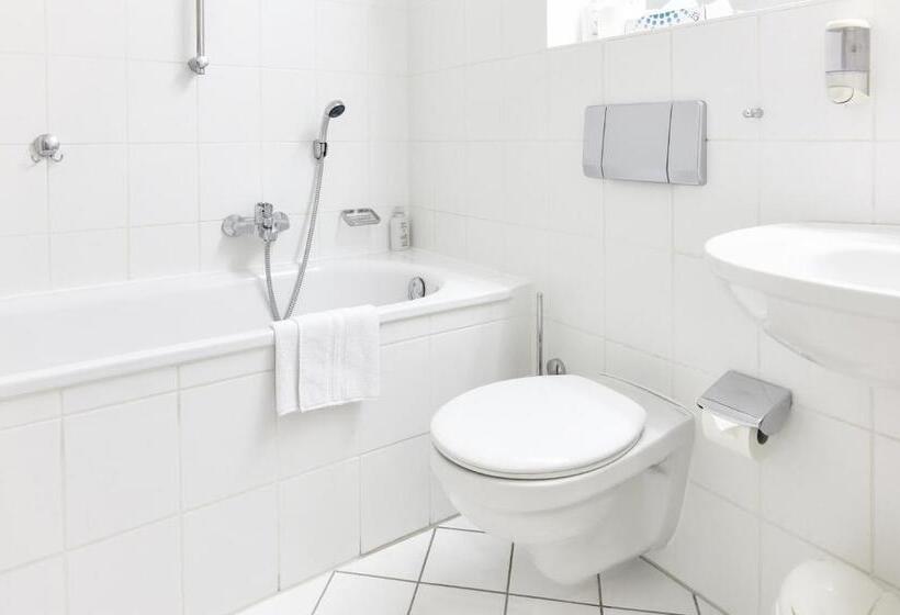 غرفة قياسية فردية, Opera Hotel Köln