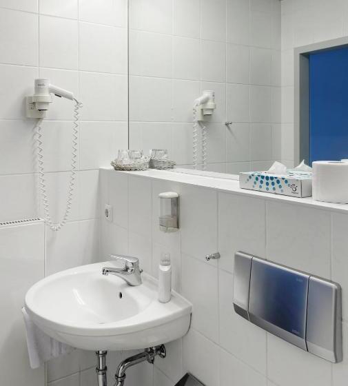 Номер Стандарт Трехместный, Opera Hotel Köln