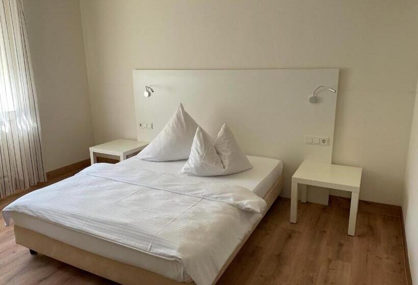 غرفة سوبيريور فردية, Paffhausen