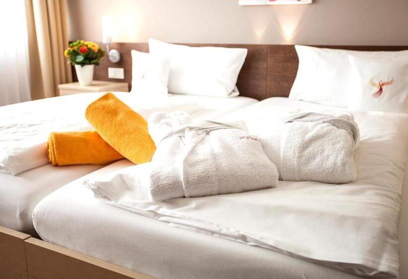 חדר סטנדרט נוף לגינה, Phonix