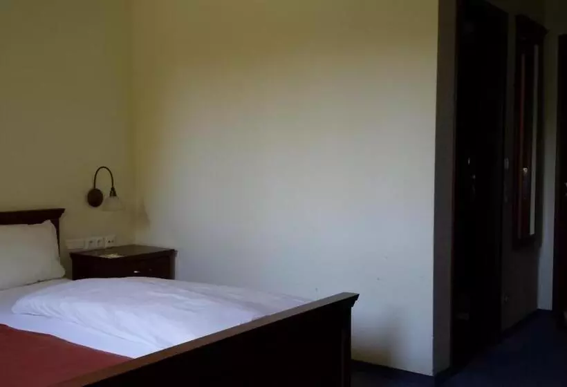 Standard Single Room, Restaurant Am Pfauenhof