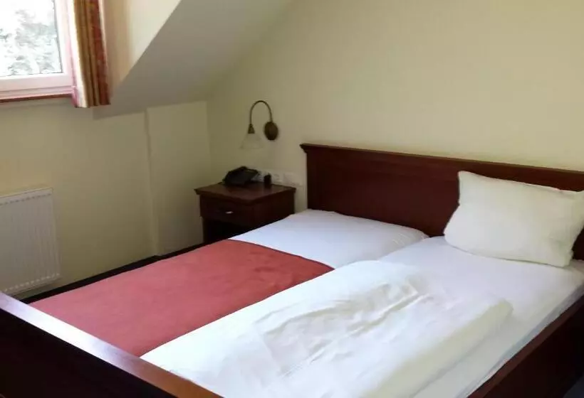 Standard Single Room, Restaurant Am Pfauenhof