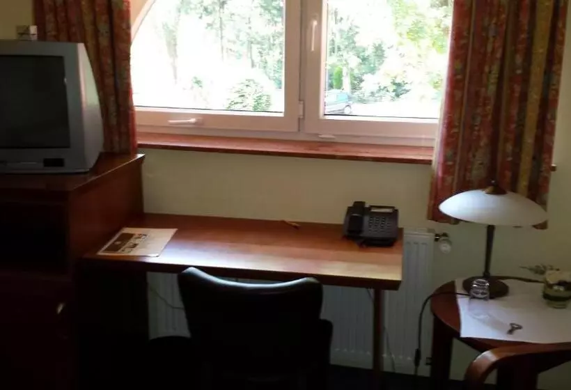 Standard Single Room, Restaurant Am Pfauenhof