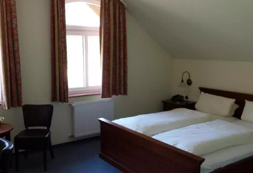 Standard Room, Restaurant Am Pfauenhof