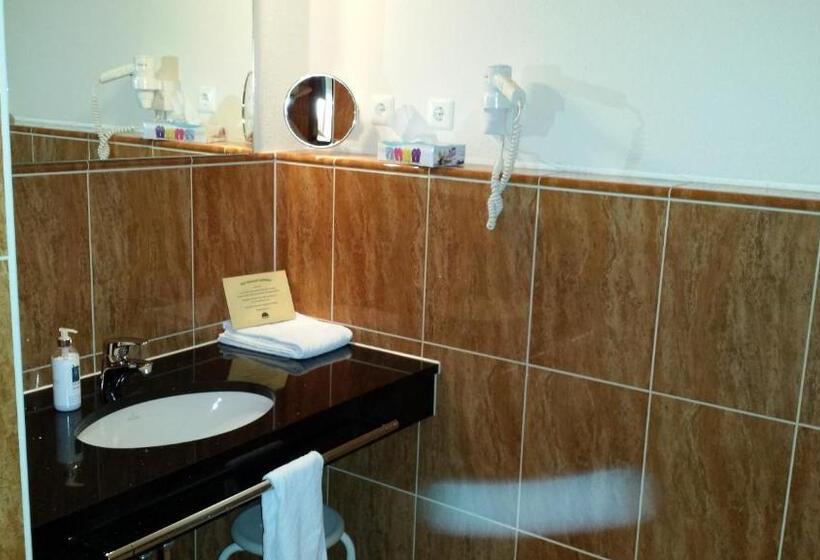 标准单人间, Restaurant Am Pfauenhof