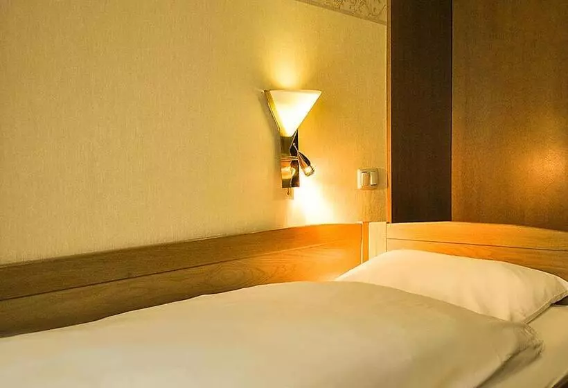 Standard Single Room, Restaurant Schmachtenbergshof