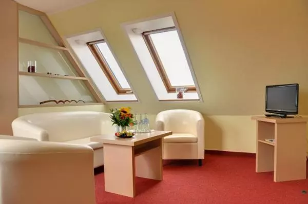 Standard Triple Room, & Restaurant Waldblick
