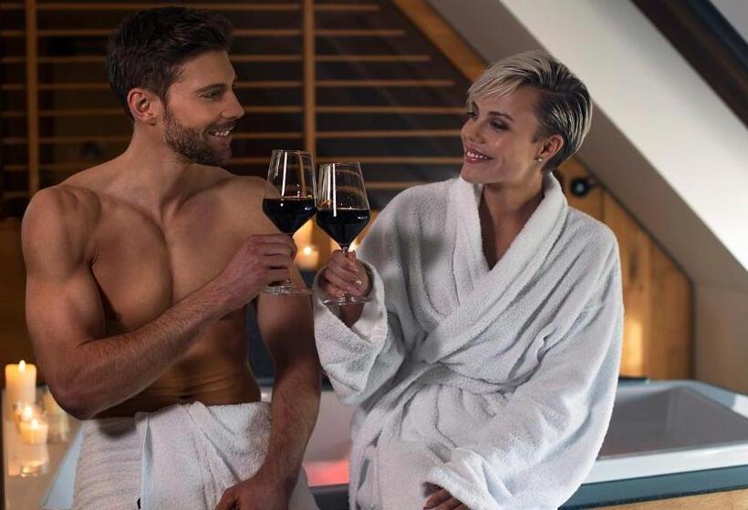 デラックススイート, & Restaurant Waldblick