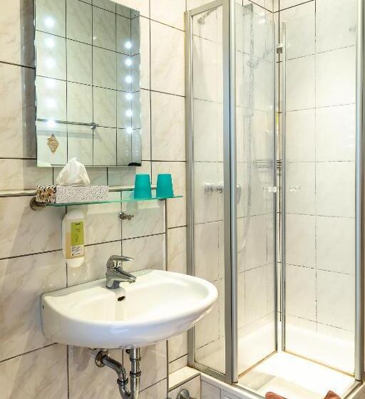 اتاق استاندارد, Schütze Superior