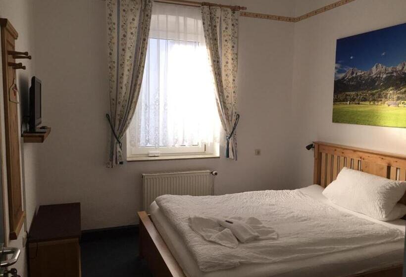 Номер Стандарт, Stangl