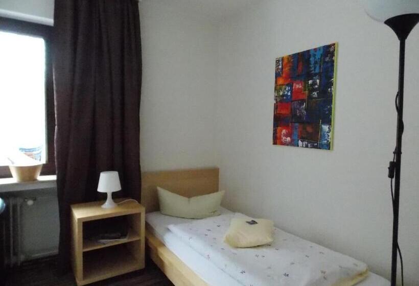 スタンダードシングルルーム, Talburg