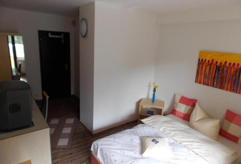 スタンダードシングルルーム, Talburg