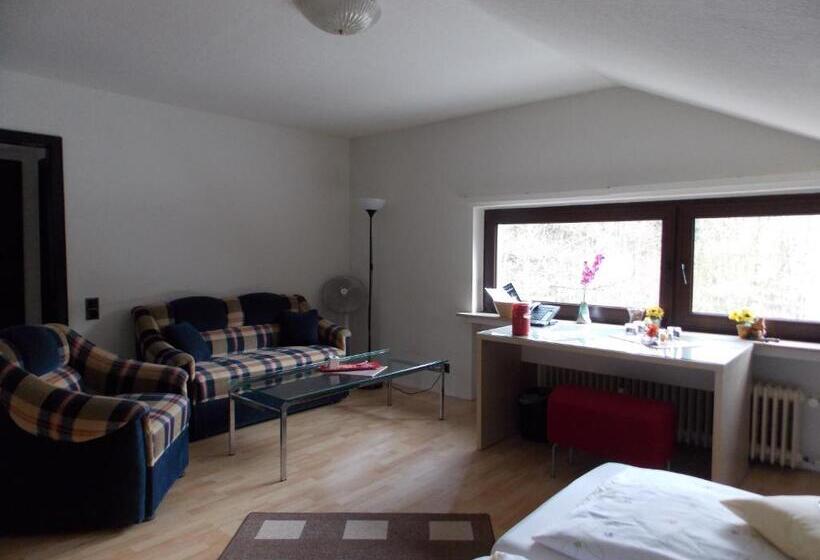 １ベッドルームアパートメント, Talburg