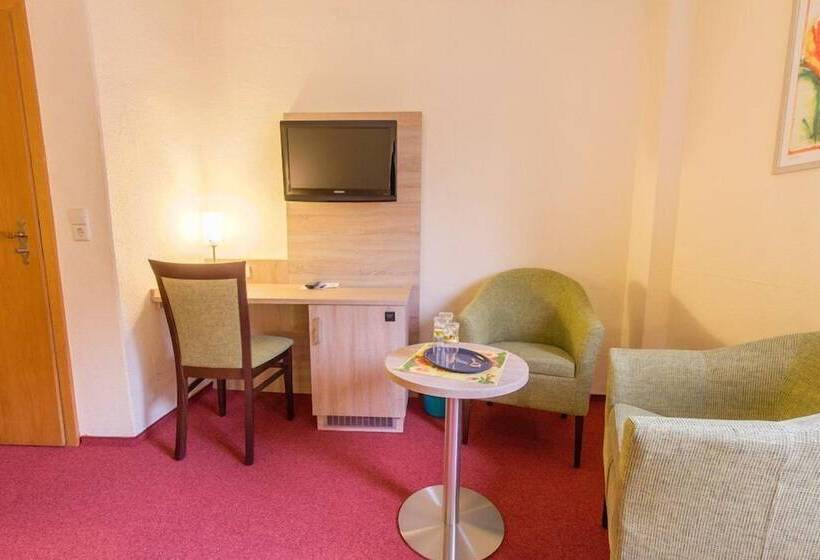 スタンダードトリプルルーム, Zur Post In Wurzen