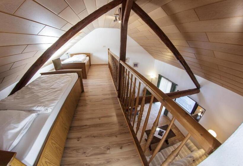 스탠다드 스튜디오, Landhaus Goddertzhof