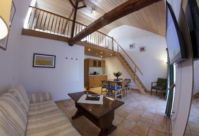 스탠다드 스튜디오, Landhaus Goddertzhof