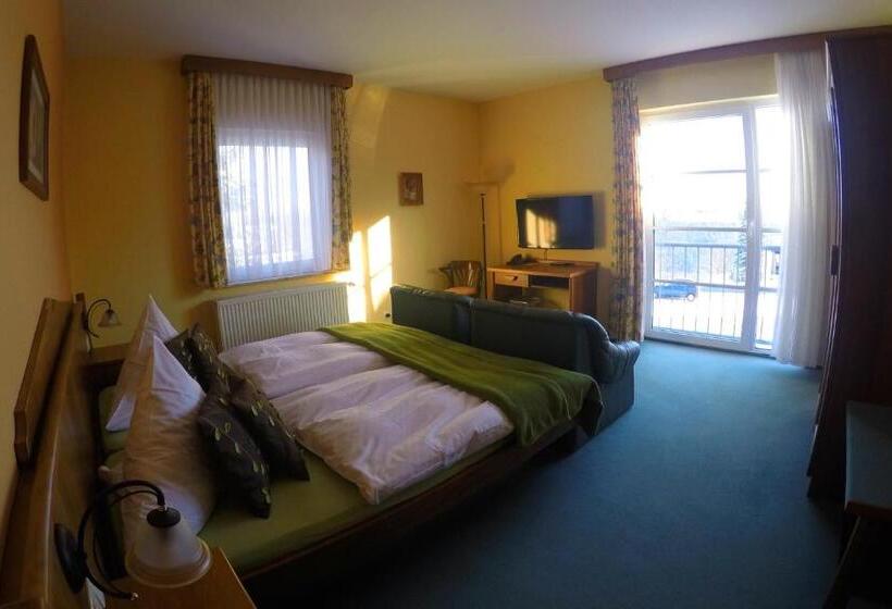 스탠다드 룸, Drei Kronen