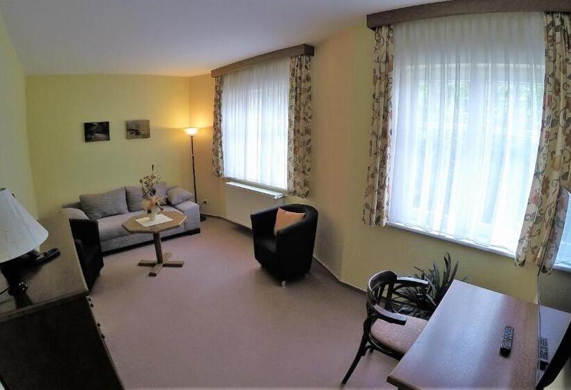 스위트, Drei Kronen