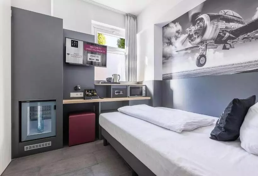 Standard Yhden Hengen Huone, SMARTY Airport Cologne Hotel - KONTAKTLOSER SELF CHECK-IN