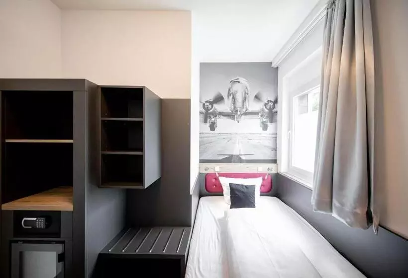 Standard Yhden Hengen Huone, SMARTY Airport Cologne Hotel - KONTAKTLOSER SELF CHECK-IN