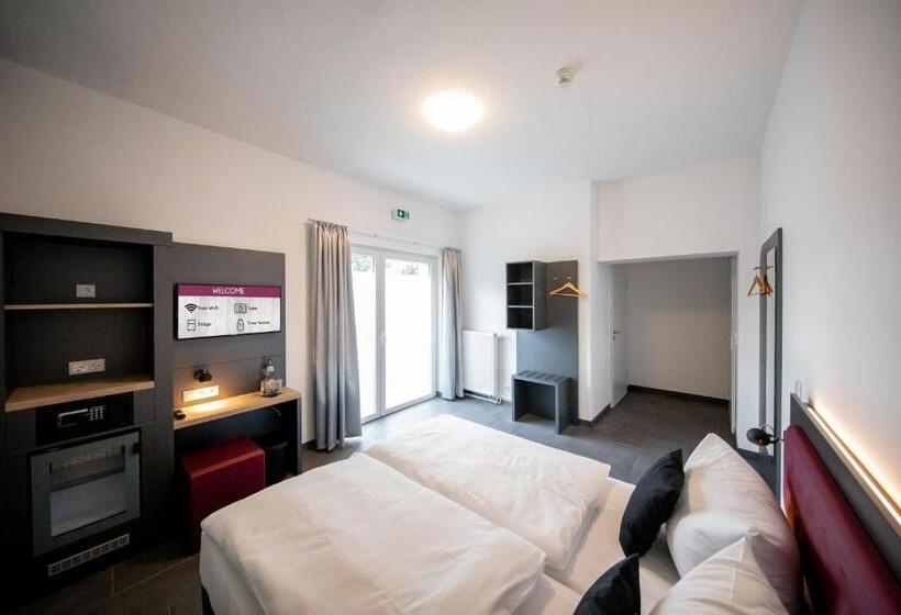 디럭스 룸, SMARTY Airport Cologne Hotel - KONTAKTLOSER SELF CHECK-IN