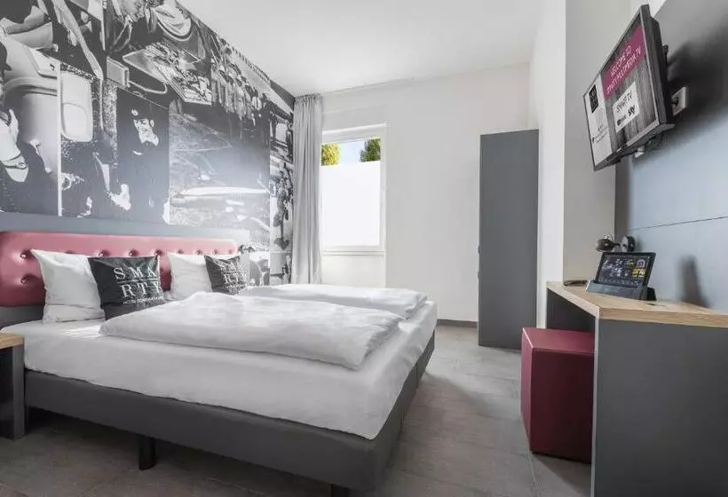 Deluxe-huone, SMARTY Airport Cologne Hotel - KONTAKTLOSER SELF CHECK-IN