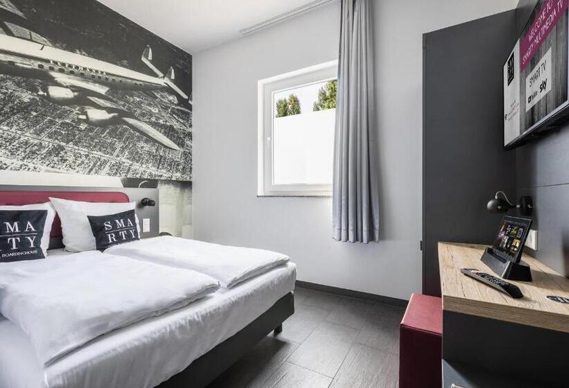 اتاق لوکس, SMARTY Airport Cologne Hotel - KONTAKTLOSER SELF CHECK-IN