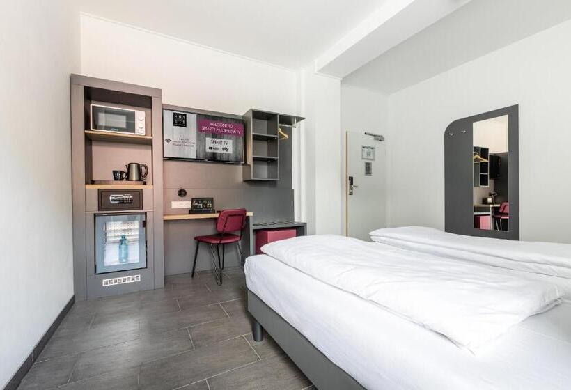 디럭스 룸, SMARTY Airport Cologne Hotel - KONTAKTLOSER SELF CHECK-IN
