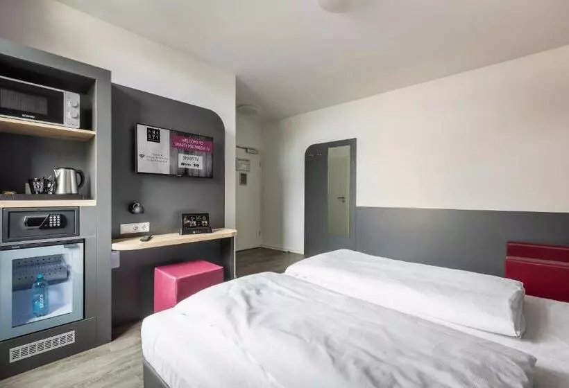 Deluxe-huone, SMARTY Airport Cologne Hotel - KONTAKTLOSER SELF CHECK-IN