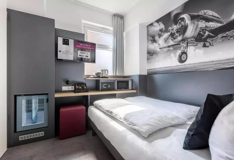 Standard-huone, SMARTY Airport Cologne Hotel - KONTAKTLOSER SELF CHECK-IN