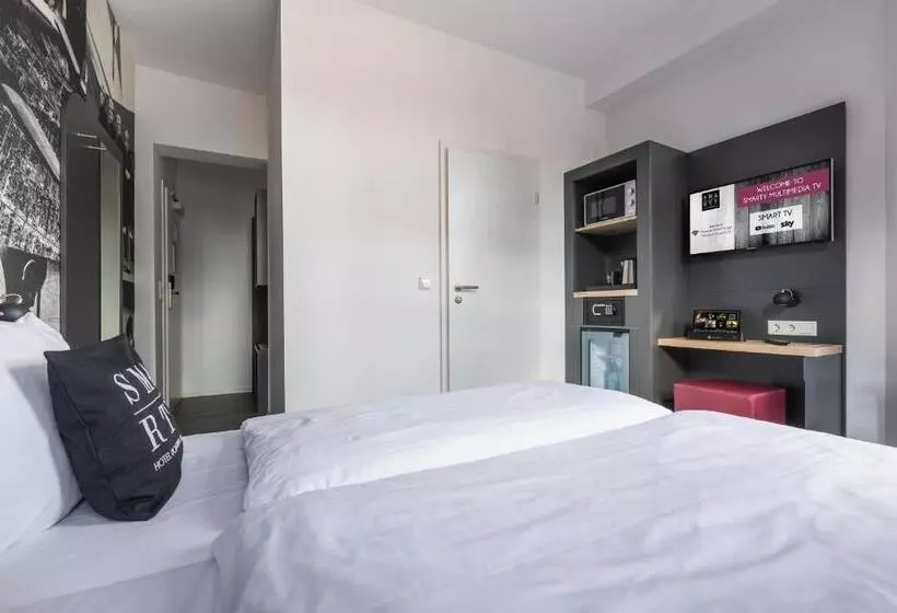 Standard-huone, SMARTY Airport Cologne Hotel - KONTAKTLOSER SELF CHECK-IN