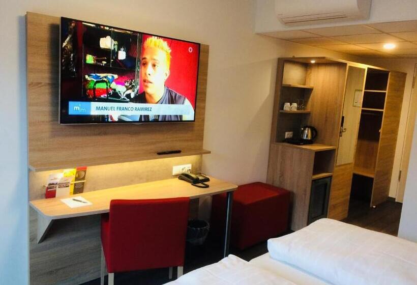 Номер Стандарт Индивидуальный, Adesso Hotel Göttingen   Pay At Property On Arrival Ihr Automatenhotel In Göttingen