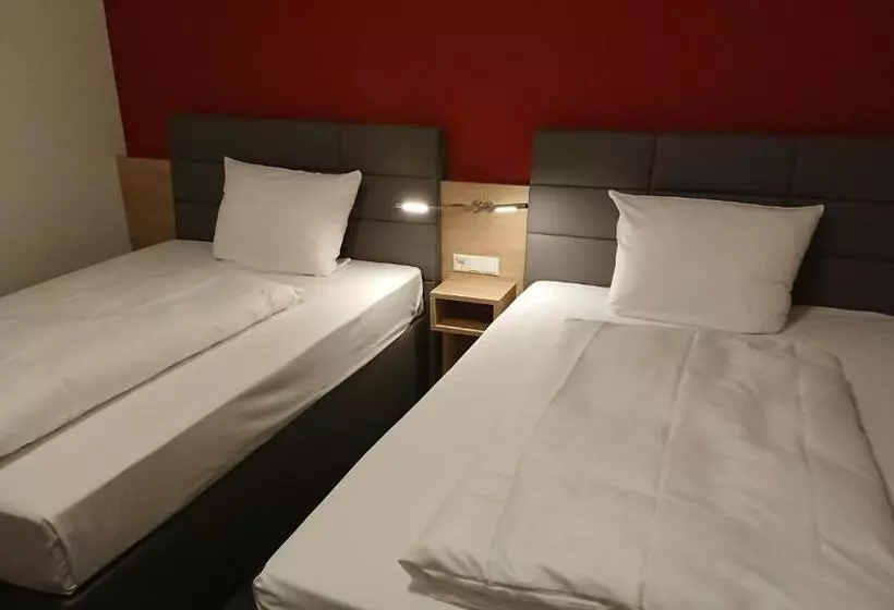 バルコニー付きスタンダードルーム, Adesso Hotel Göttingen   Pay At Property On Arrival Ihr Automatenhotel In Göttingen