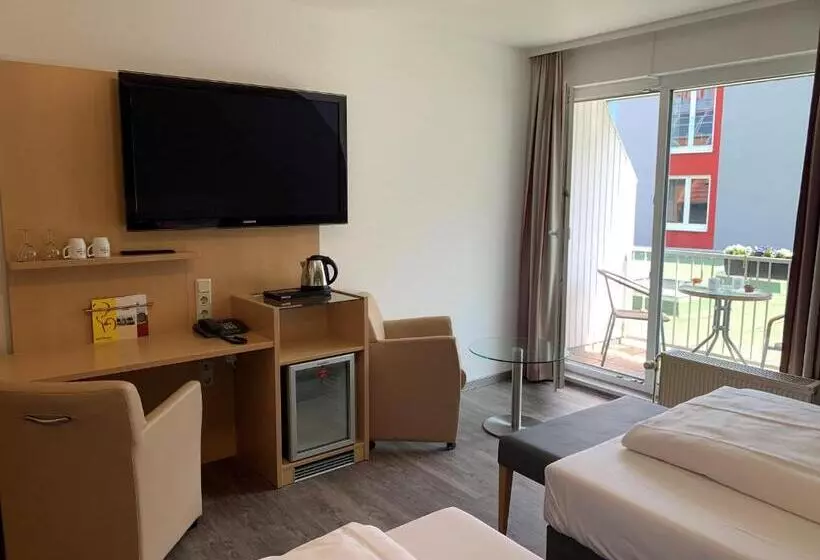 バルコニー付きスタンダードルーム, Adesso Hotel Göttingen   Pay At Property On Arrival Ihr Automatenhotel In Göttingen